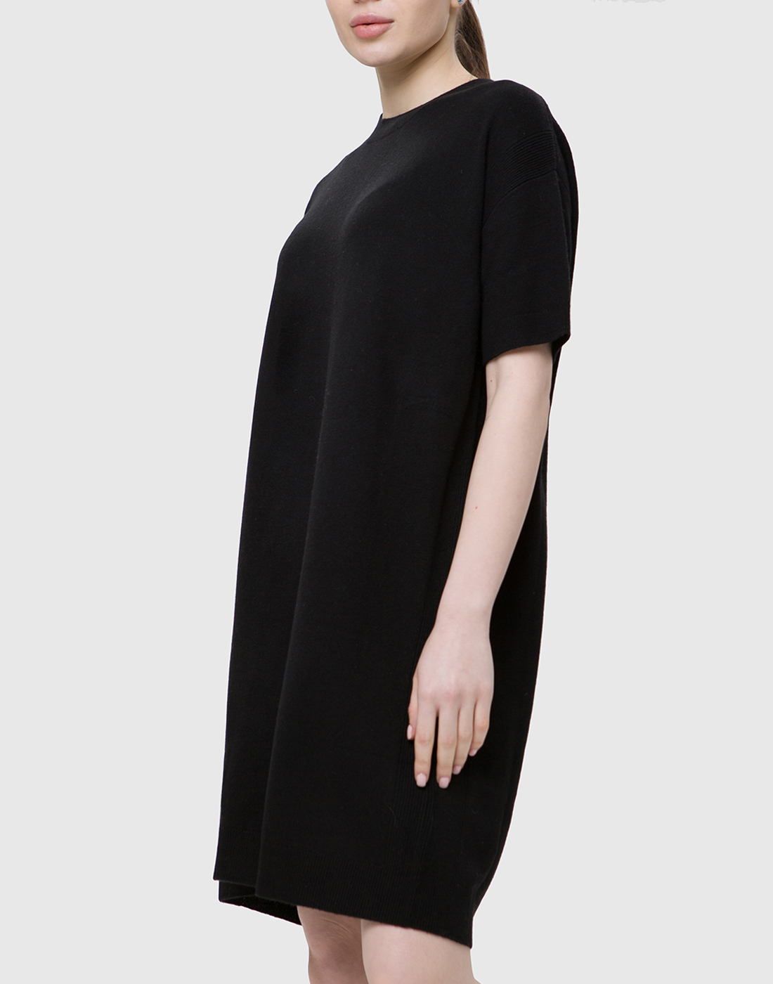 Жіноча чорна кашемірова сукня-3