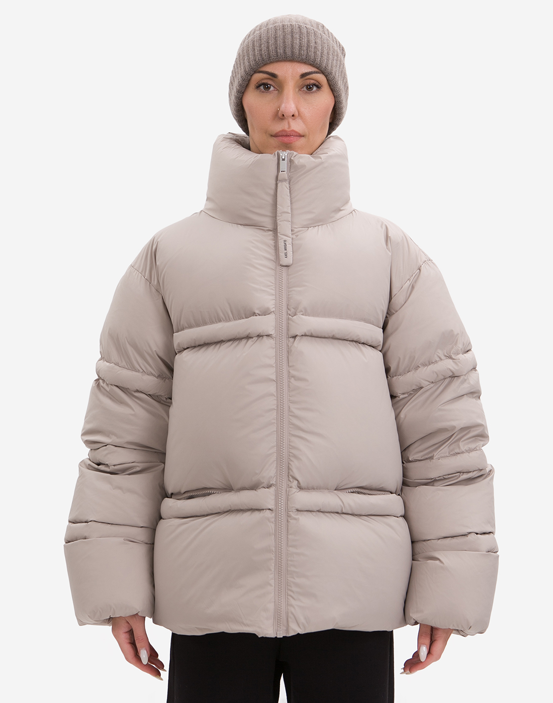 Куртка-пуховик женская Куртка-пуховик женская Axel Arigato SA3135002-2