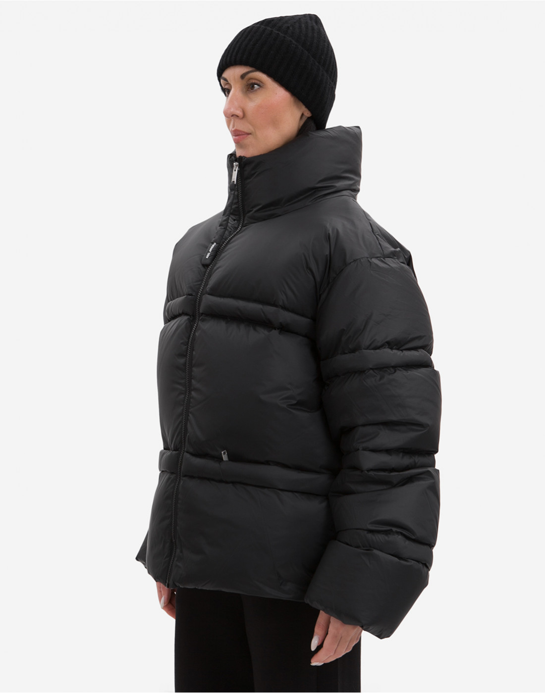 Куртка-пуховик женская Куртка-пуховик женская Axel Arigato SA3135003-3